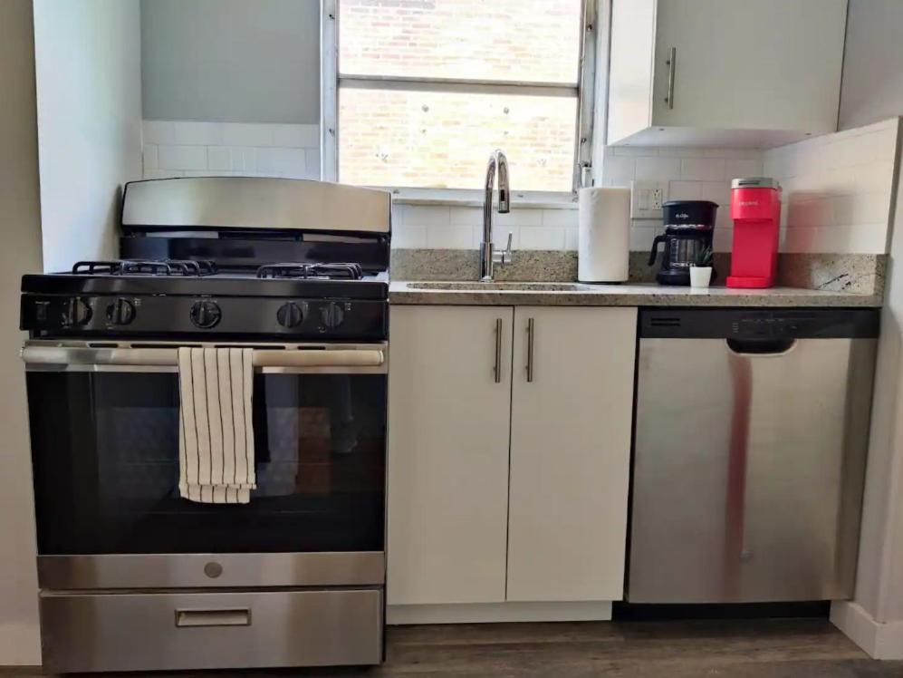 Cozy 1bdr In Center Philly Hosted By Stayrafa Apartment *